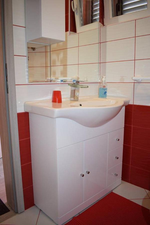 Apartmani Celjak باغ المظهر الخارجي الصورة