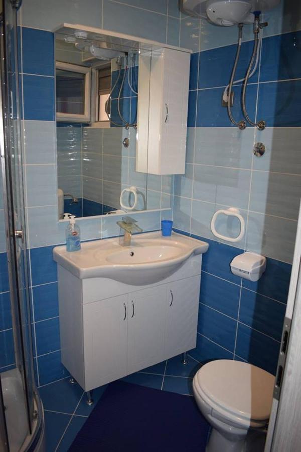 Apartmani Celjak باغ المظهر الخارجي الصورة
